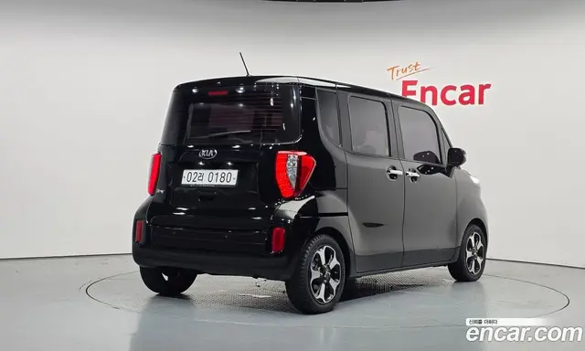 Kia Ray 2016 1.0 автомат (гидро), миниатюра 2