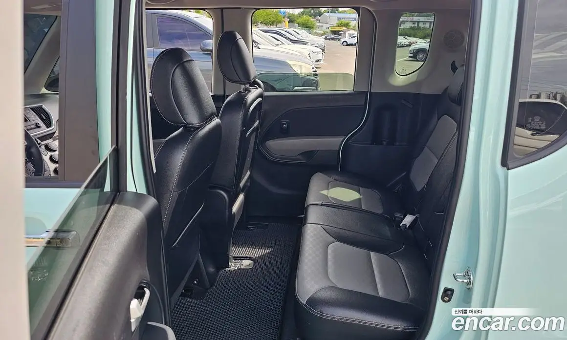 Kia Ray 2020 1.0 автомат (гидро), фото 13