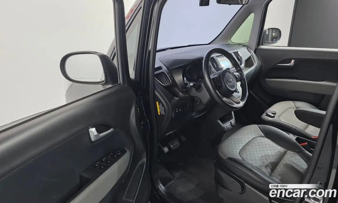 Kia Ray 2021 1.0 автомат (гидро), фото 11