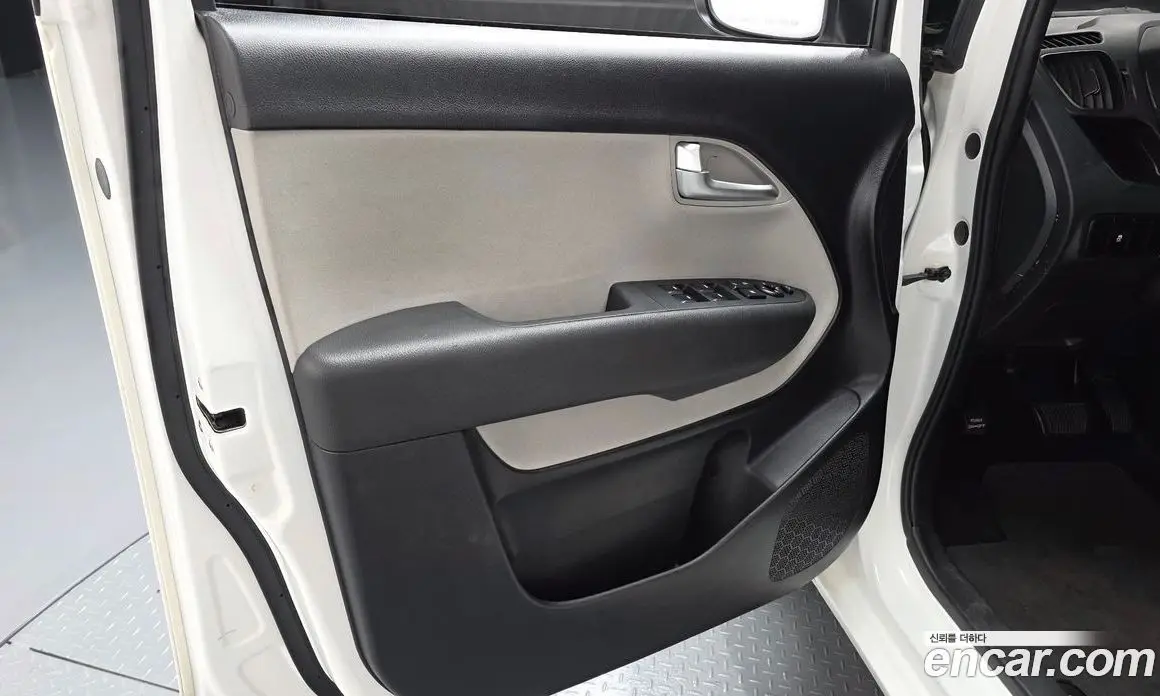 Kia Ray 2023 1.0 автомат (гидро), фото 14 Kia Ray 2023 1.0 автомат (гидро), фото 14