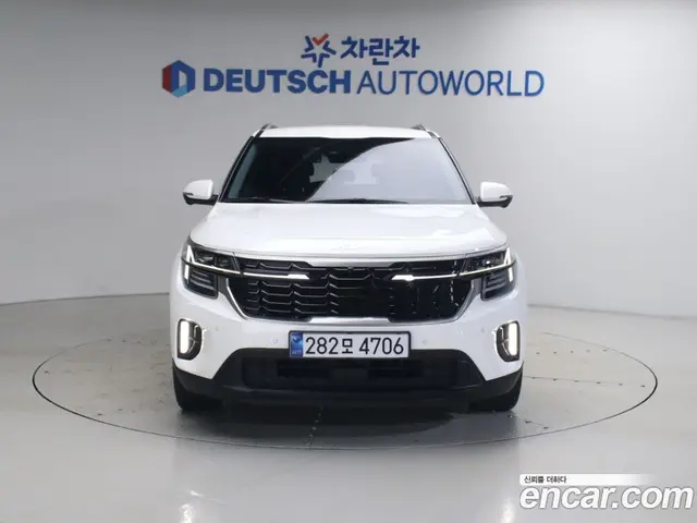 Kia Seltos 2022 2.0 автомат (гидро), миниатюра 3 Kia Seltos 2022 2.0 автомат (гидро), миниатюра 3