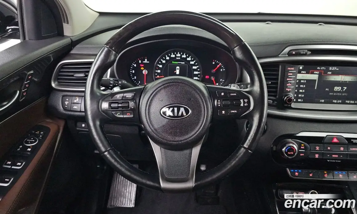 Kia Sorento 2016 2.0 автомат (гидро), фото 12