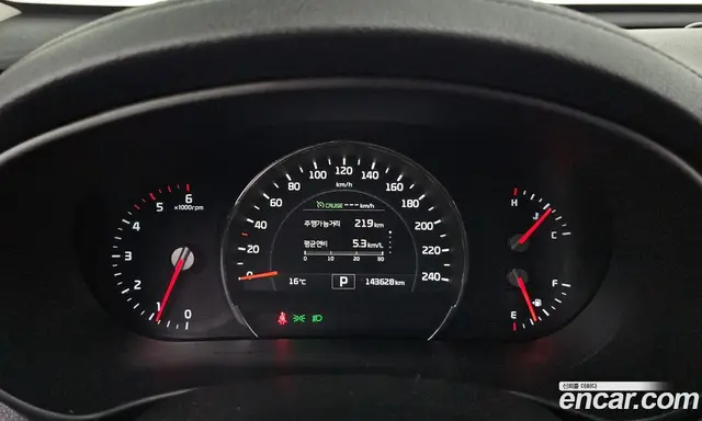 Kia Sorento 2016 2.0 автомат (гидро), миниатюра 8