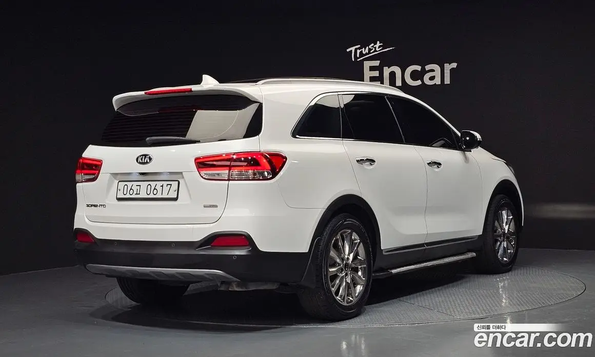 Kia Sorento 2016 2.2 автомат (гидро), фото 2 Kia Sorento 2016 2.2 автомат (гидро), фото 2