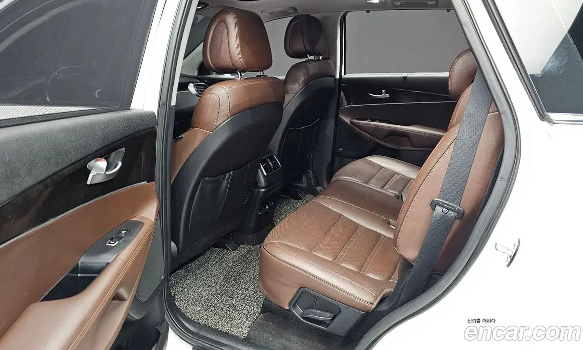 Kia Sorento 2016 2.2 автомат (гидро), фото 11 Kia Sorento 2016 2.2 автомат (гидро), фото 11