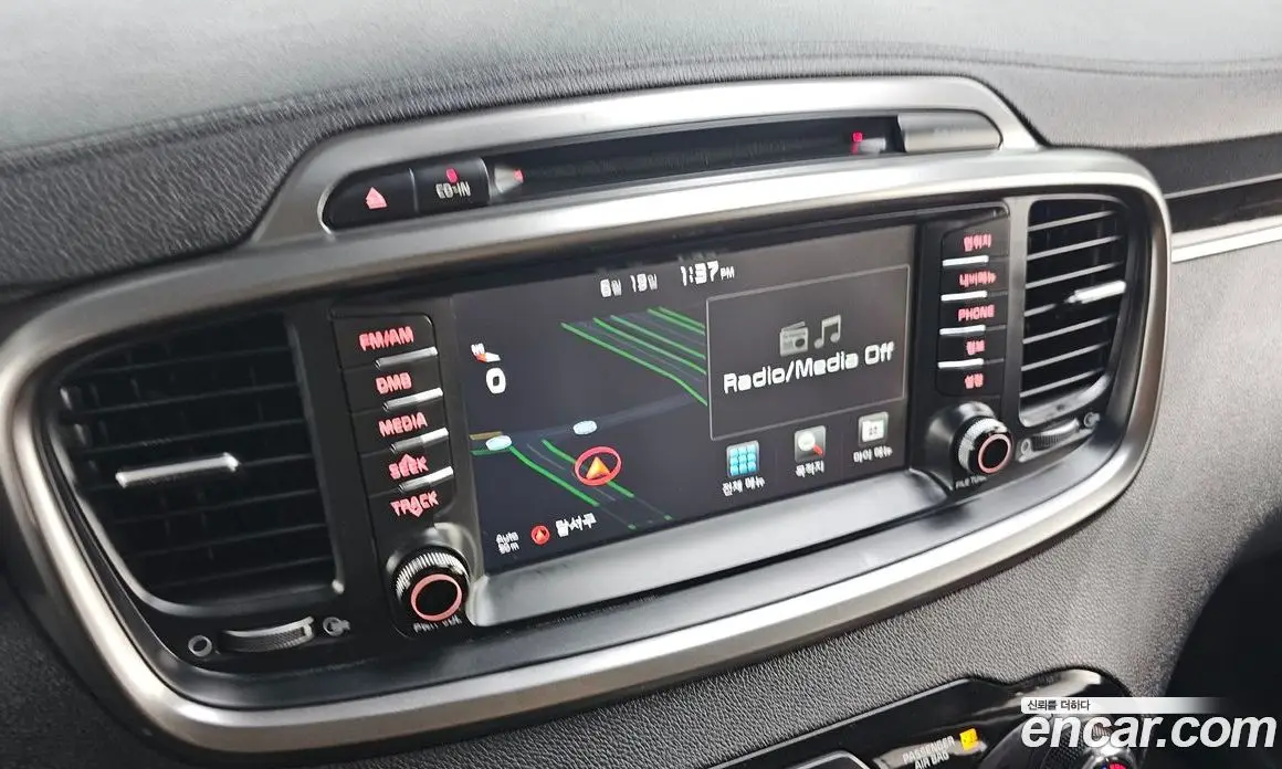 Kia Sorento 2017 2.2 автомат (гидро), фото 14