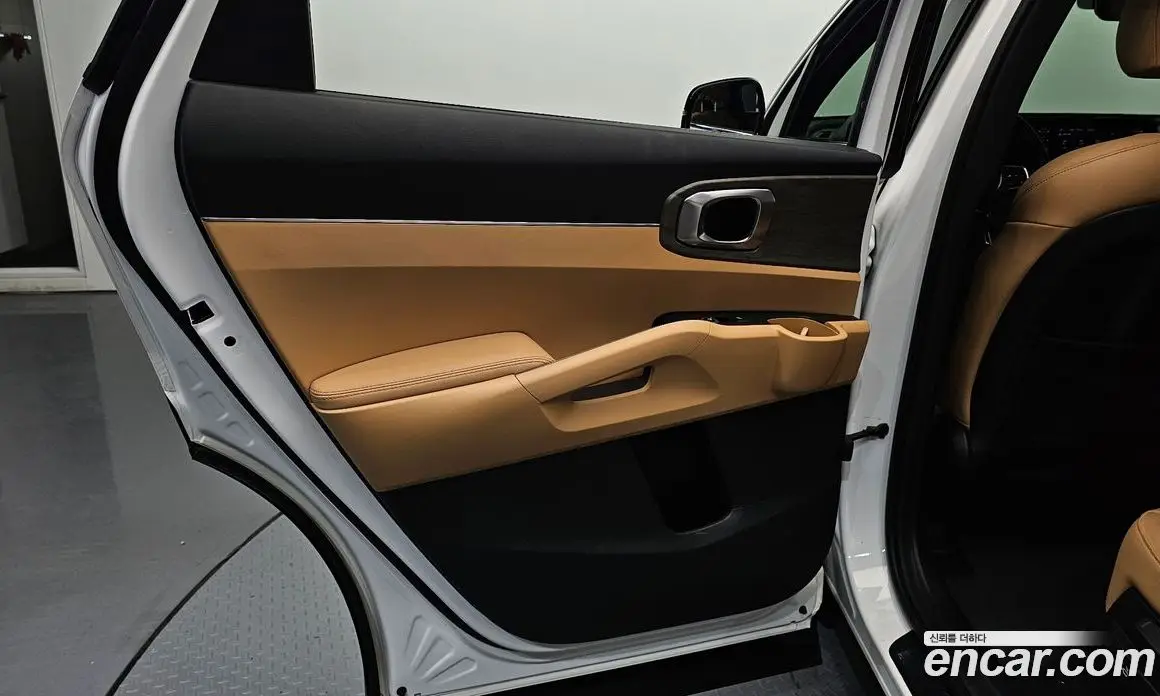 Kia Sorento 2022 2.5 автомат (гидро), фото 15 Kia Sorento 2022 2.5 автомат (гидро), фото 15