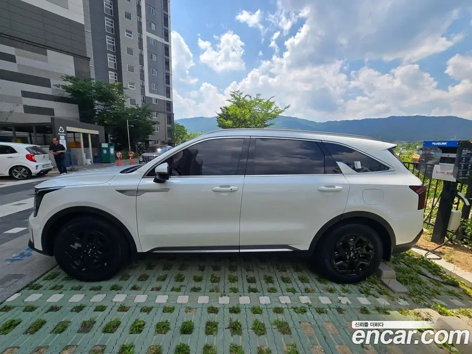 Kia Sorento 2024 1.6 автомат (гидро), фото 3