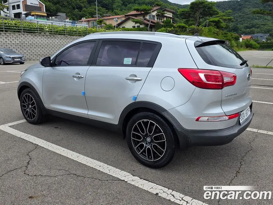 Kia Sportage 2011 2.0 автомат (гидро), фото 6 Kia Sportage 2011 2.0 автомат (гидро), фото 6