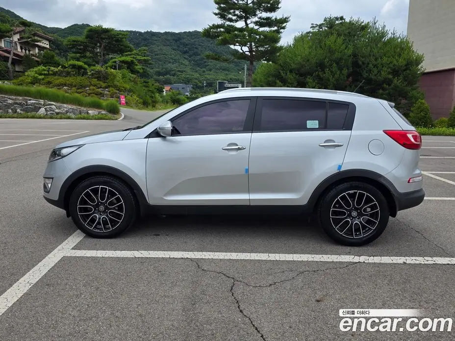 Kia Sportage 2011 2.0 автомат (гидро), фото 7 Kia Sportage 2011 2.0 автомат (гидро), фото 7