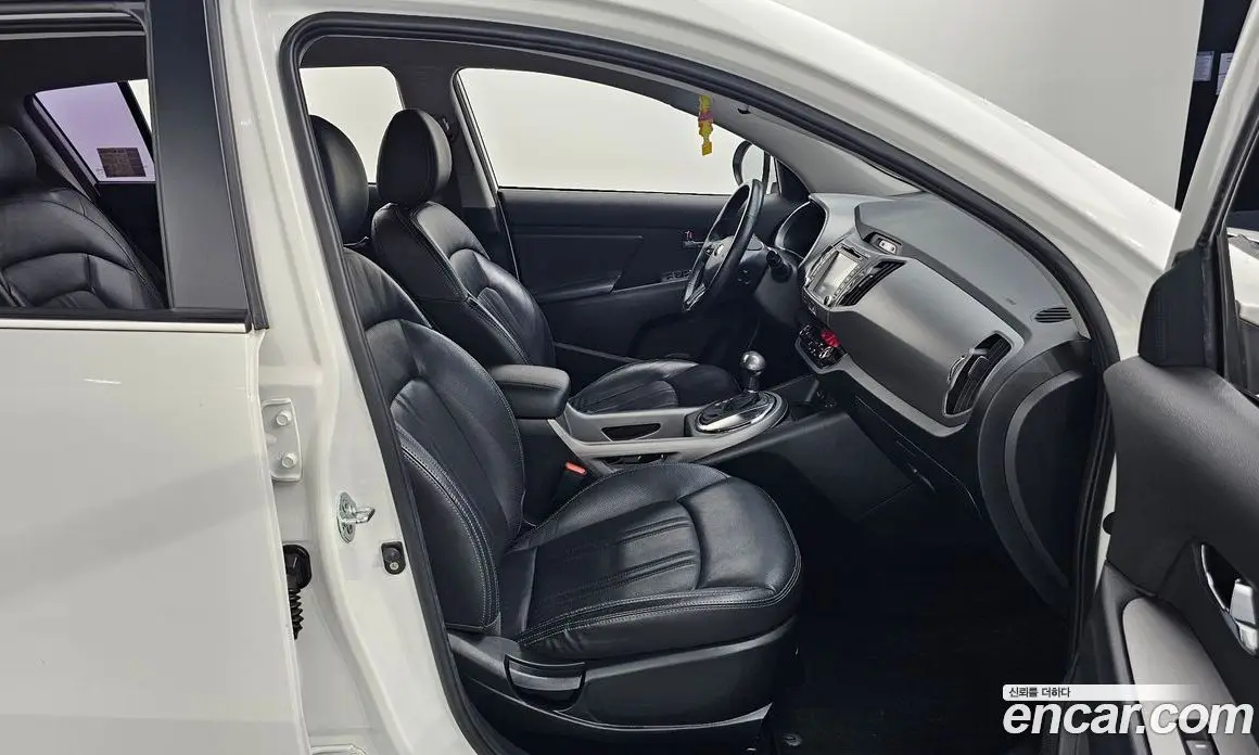 Kia Sportage 2015 2.0 автомат (гидро), фото 11