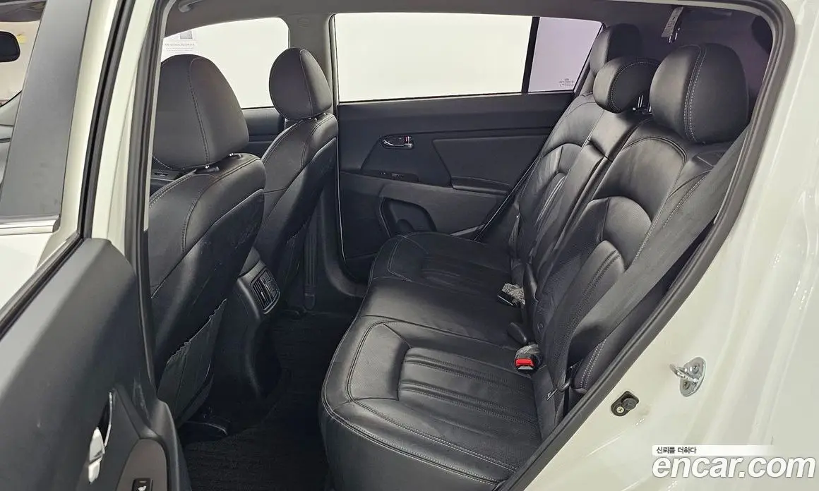 Kia Sportage 2015 2.0 автомат (гидро), фото 12