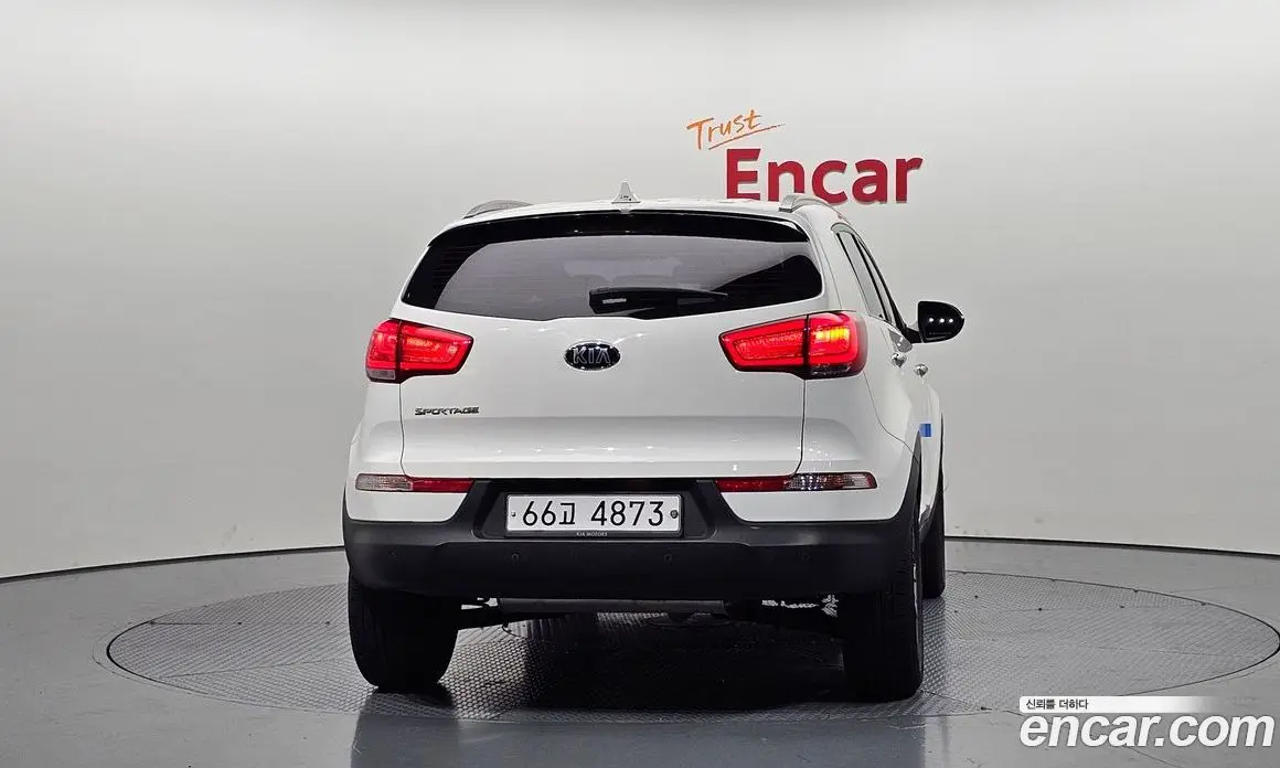 Kia Sportage 2015 2.0 автомат (гидро), фото 4