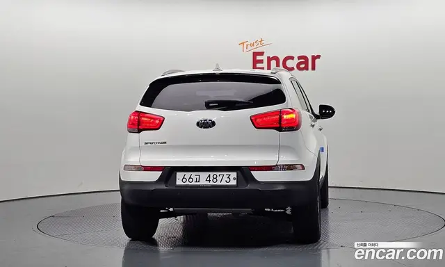 Kia Sportage 2015 2.0 автомат (гидро), миниатюра 4