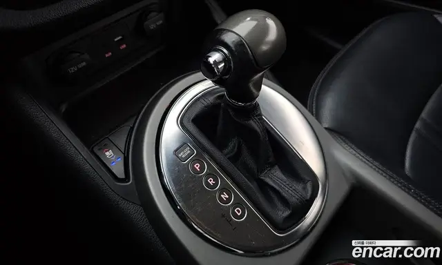 Kia Sportage 2015 2.0 автомат (гидро), миниатюра 9
