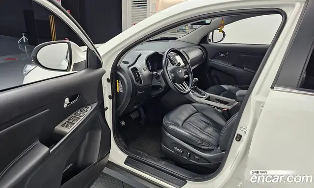 Kia Sportage 2015 2.0 автомат (гидро), миниатюра 10