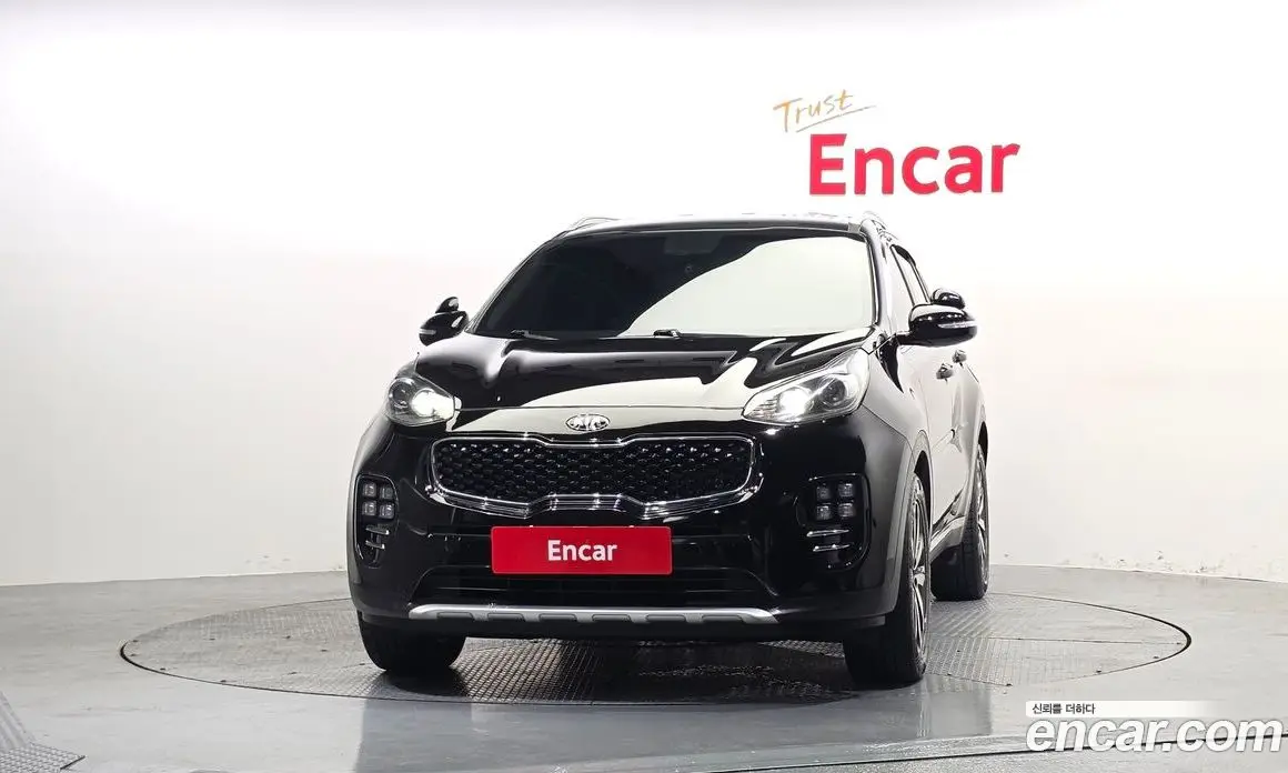 Kia Sportage 2016 1.7 автомат (гидро), фото 3