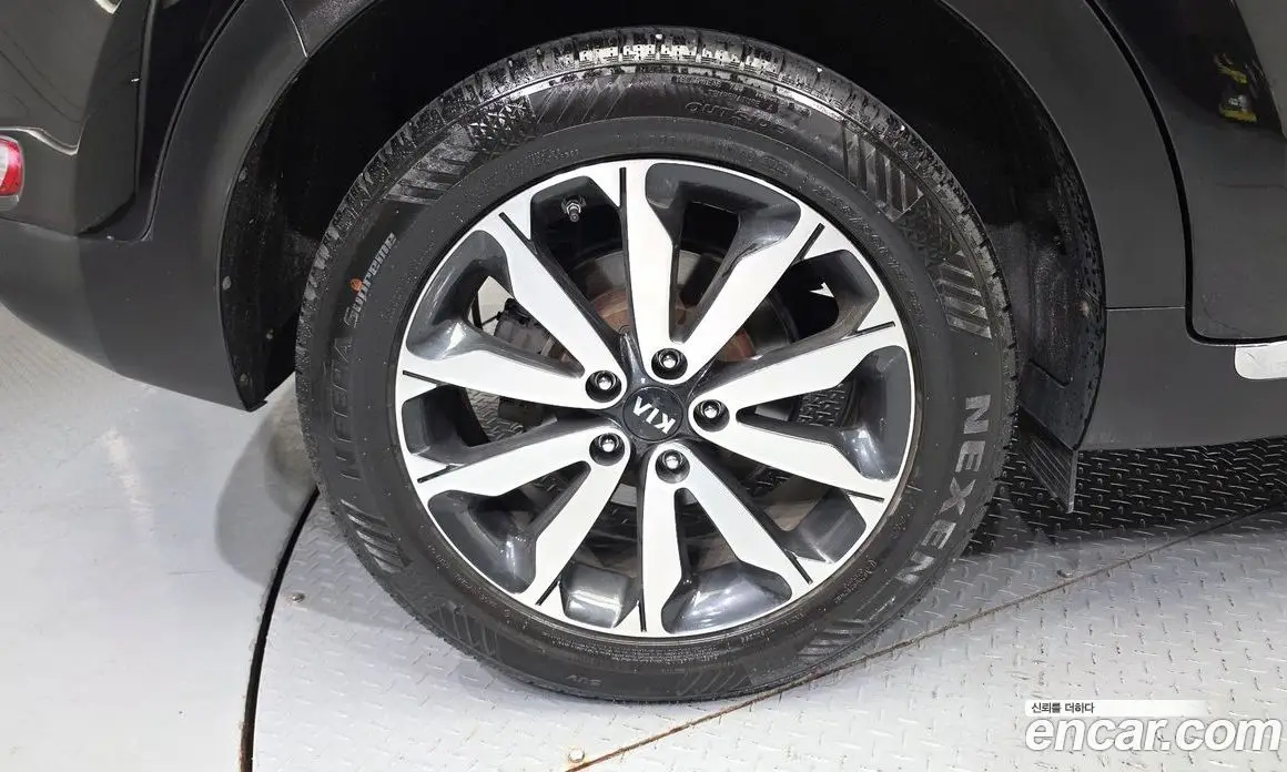 Kia Sportage 2016 1.7 автомат (гидро), фото 5