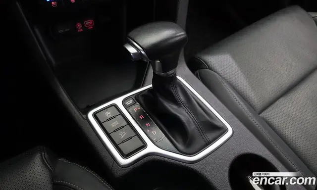 Kia Sportage 2016 1.7 автомат (гидро), миниатюра 9