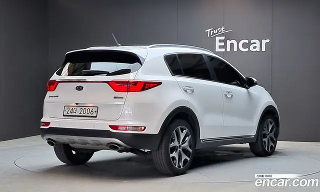 Kia Sportage 2017 2.0 автомат (гидро), миниатюра 2
