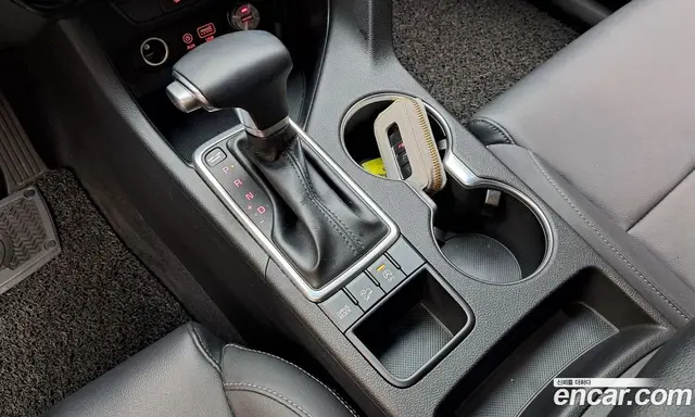 Kia Sportage 2017 2.0 автомат (гидро), миниатюра 12