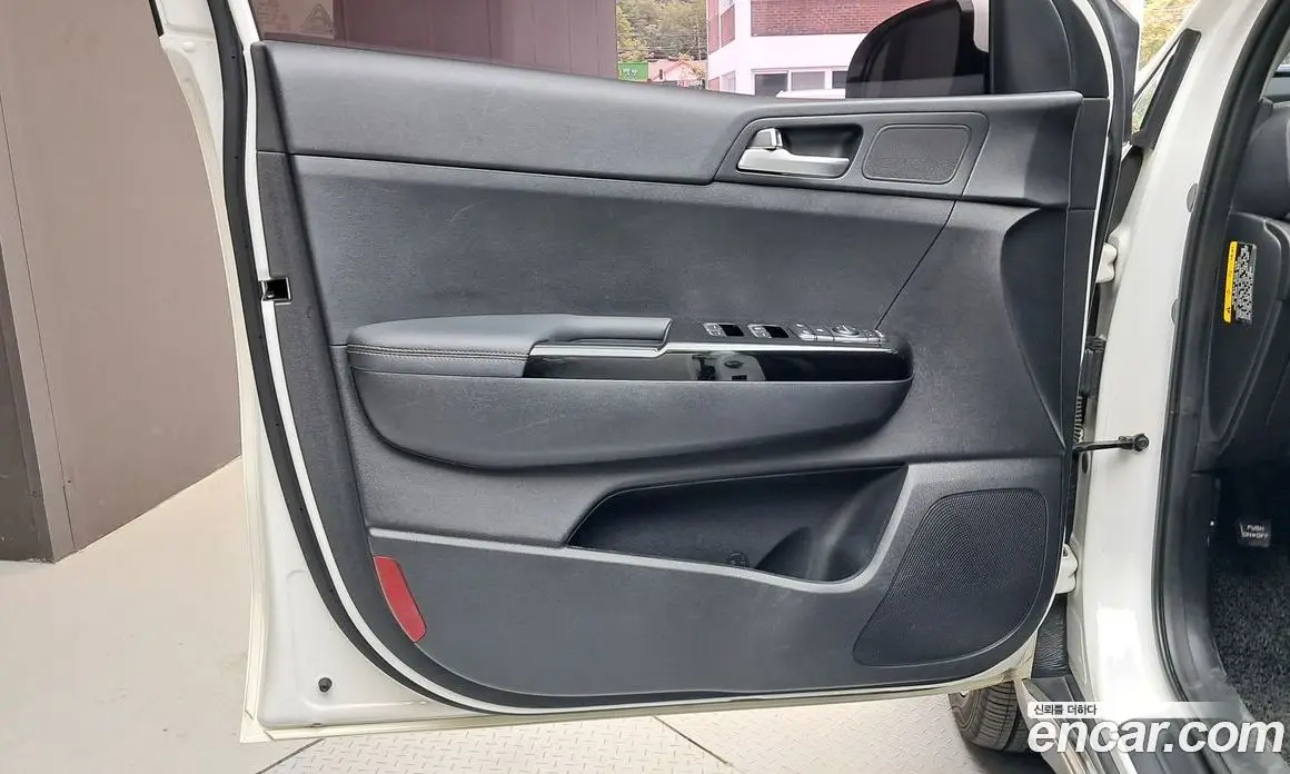 Kia Sportage 2017 2.0 автомат (гидро), фото 14
