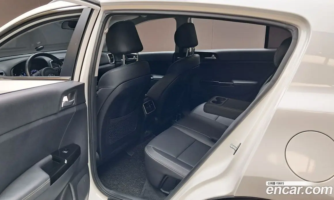 Kia Sportage 2017 2.0 автомат (гидро), фото 16