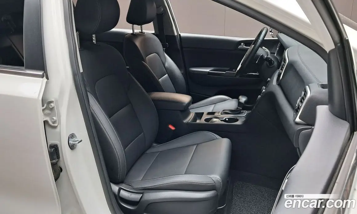 Kia Sportage 2017 2.0 автомат (гидро), фото 18