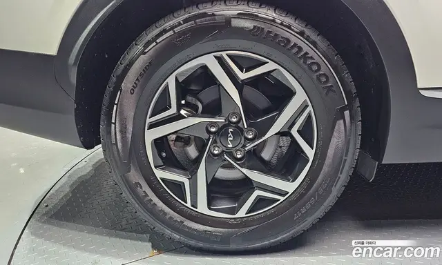 Kia Sportage 2021 1.6 автомат (гидро), миниатюра 5