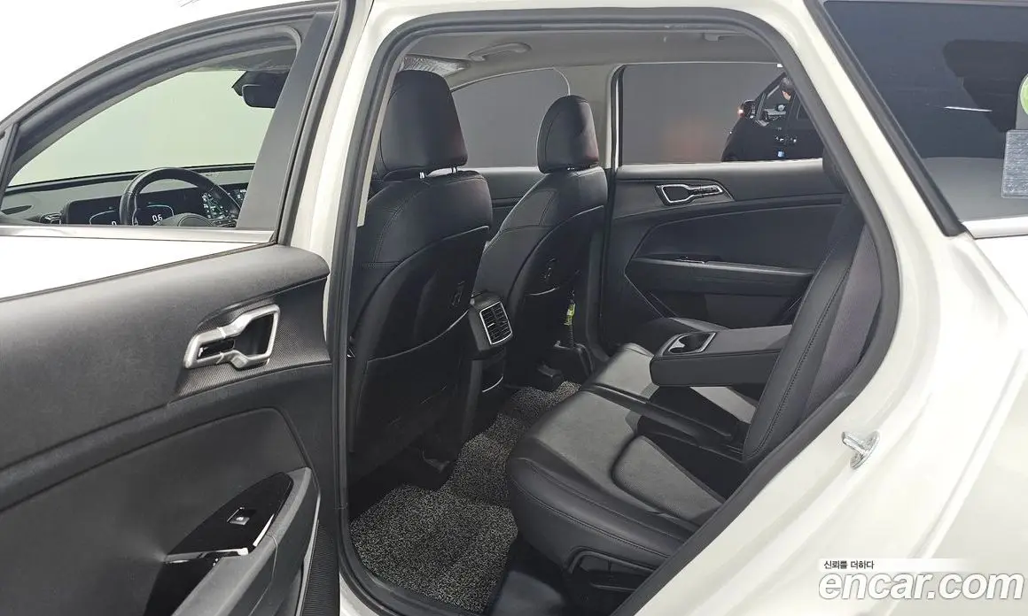 Kia Sportage 2022 1.6 автомат (гидро), фото 12