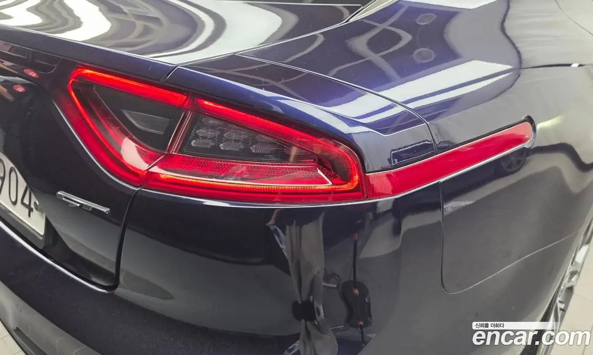 Kia Stinger 2018 3.3 автомат (гидро), фото 9