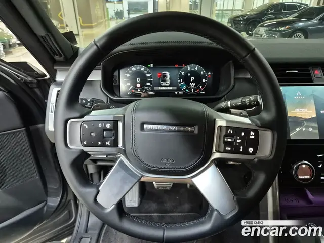 Land Rover Discovery 2025 3.0 автомат (гидро), миниатюра 11
