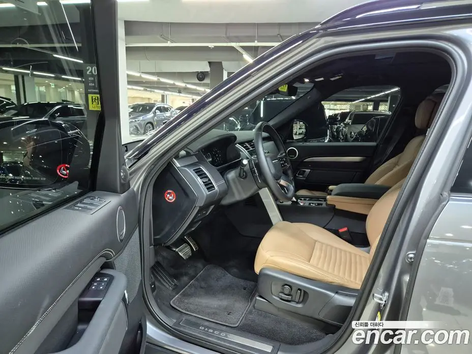 Land Rover Discovery 2025 3.0 автомат (гидро), фото 8