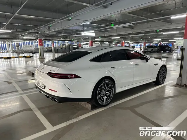 Mercedes-Benz AMG GT 2022 3.0 автомат (гидро), миниатюра 2