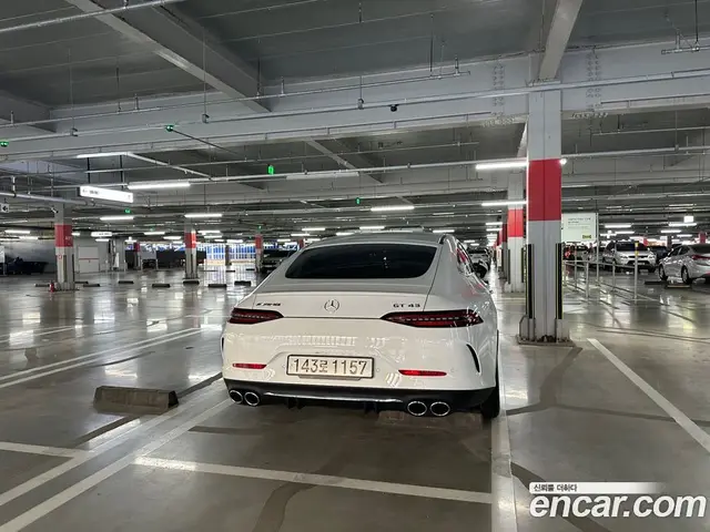 Mercedes-Benz AMG GT 2022 3.0 автомат (гидро), миниатюра 4