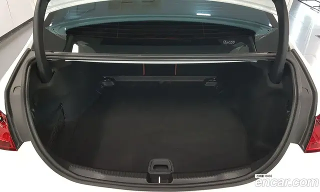 Mercedes-Benz C-Class 2023 2.0 автомат (гидро), миниатюра 11