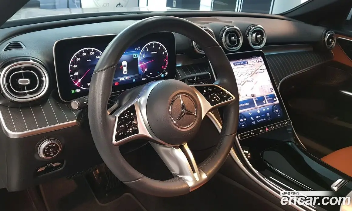 Mercedes-Benz C-Class 2023 2.0 автомат (гидро), фото 13