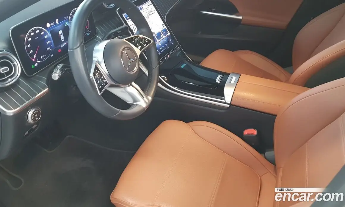 Mercedes-Benz C-Class 2023 2.0 автомат (гидро), фото 9
