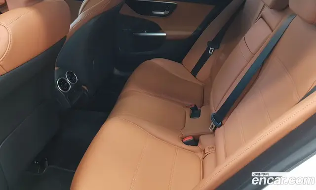 Mercedes-Benz C-Class 2023 2.0 автомат (гидро), миниатюра 10