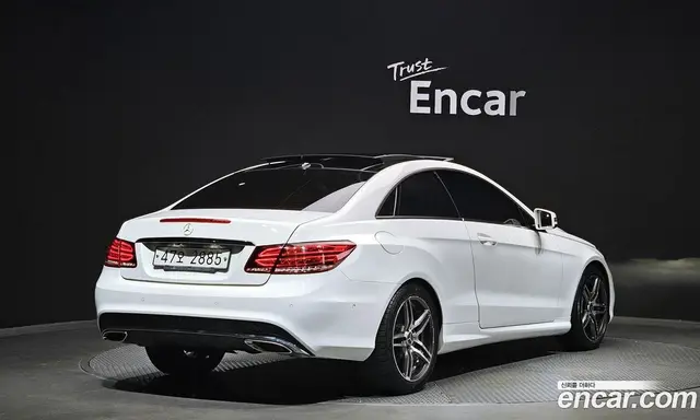 Mercedes-Benz E-Class 2014 2.0 автомат (гидро), миниатюра 2