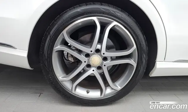 Mercedes-Benz E-Class 2015 2.1 автомат (гидро), миниатюра 5
