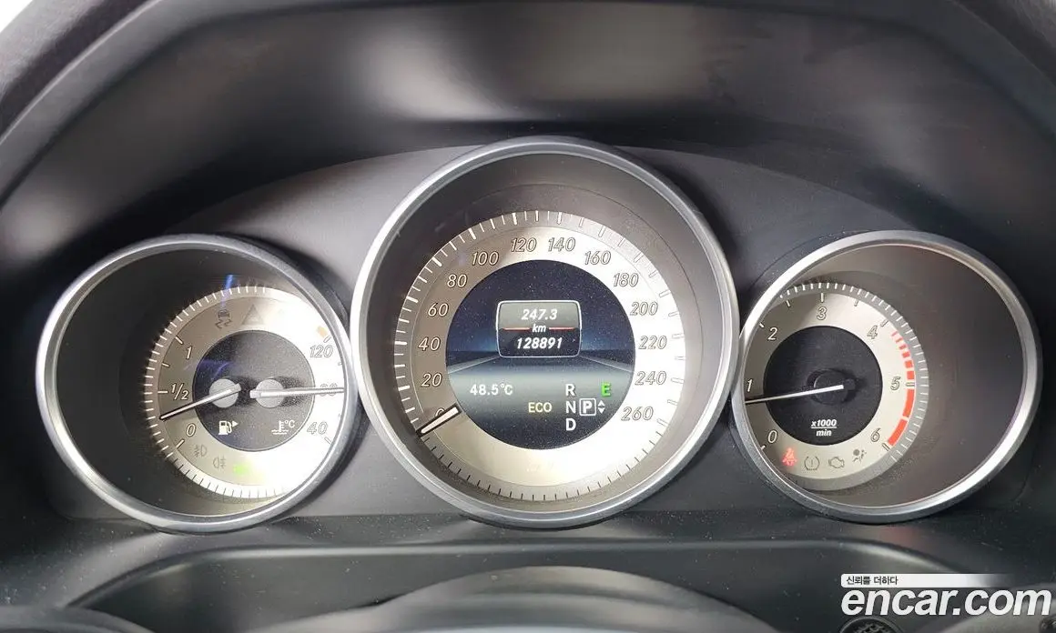 Mercedes-Benz E-Class 2015 2.1 автомат (гидро), фото 8
