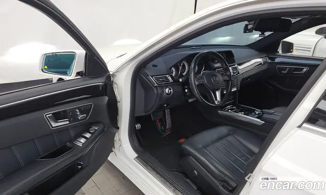 Mercedes-Benz E-Class 2015 2.1 автомат (гидро), миниатюра 10