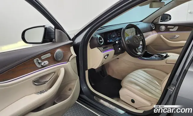 Mercedes-Benz E-Class 2017 2.0 автомат (гидро), миниатюра 10