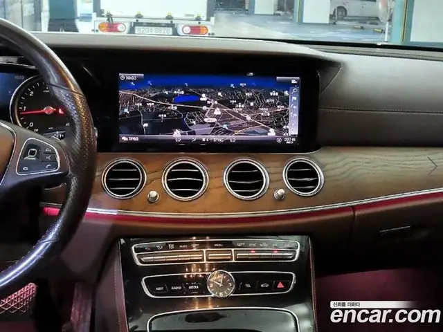 Mercedes-Benz E-Class 2018 1.9 автомат (гидро), миниатюра 11 Mercedes-Benz E-Class 2018 1.9 автомат (гидро), миниатюра 11