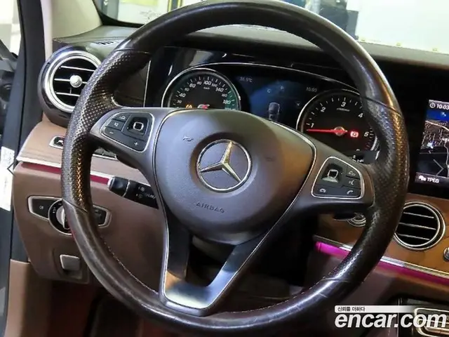 Mercedes-Benz E-Class 2018 1.9 автомат (гидро), миниатюра 8 Mercedes-Benz E-Class 2018 1.9 автомат (гидро), миниатюра 8