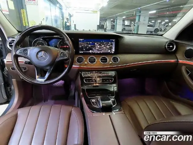 Mercedes-Benz E-Class 2018 1.9 автомат (гидро), миниатюра 10 Mercedes-Benz E-Class 2018 1.9 автомат (гидро), миниатюра 10