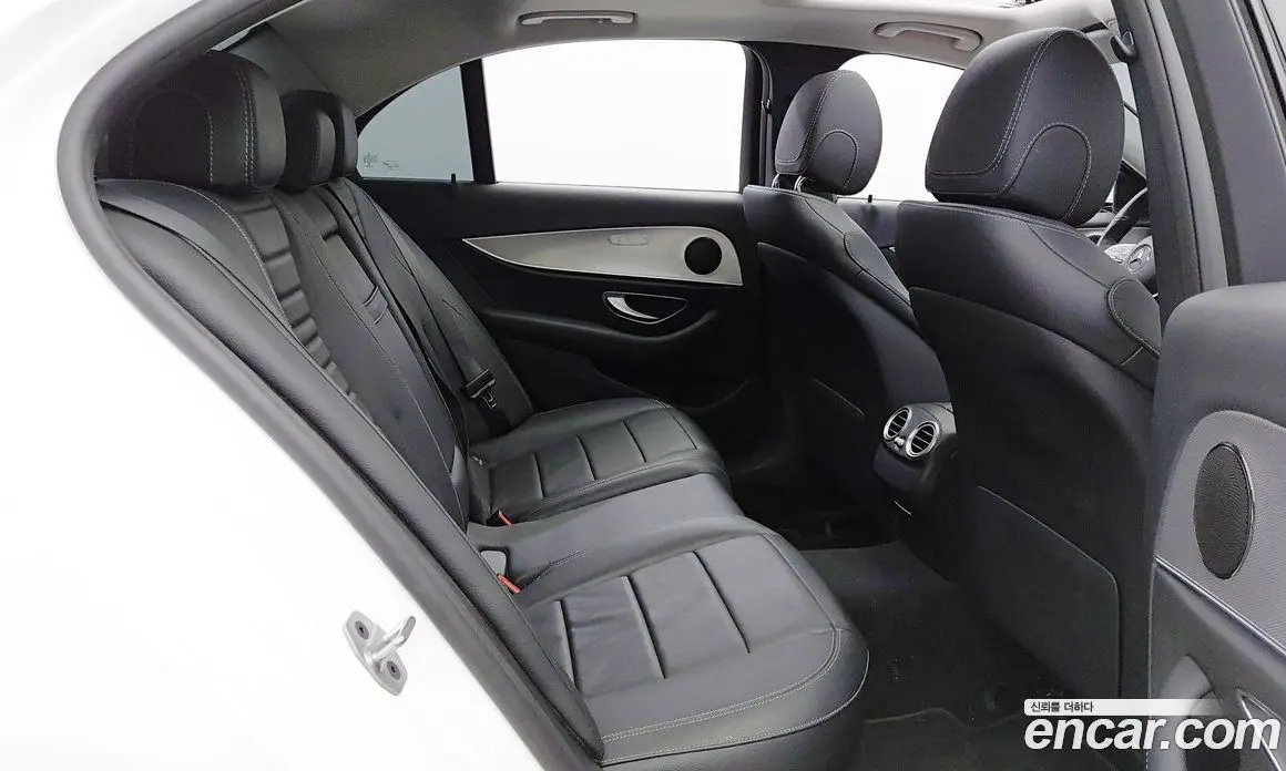 Mercedes-Benz E-Class 2019 2.0 автомат (гидро), фото 11