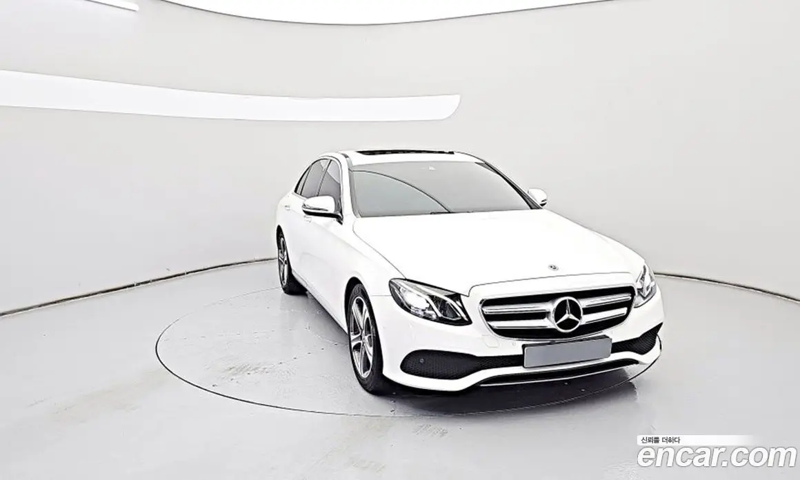 Mercedes-Benz E-Class 2019 2.0 автомат (гидро), фото 3