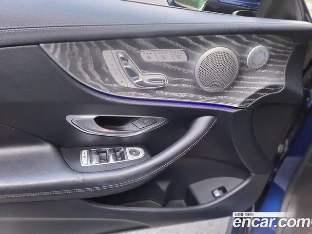 Mercedes-Benz E-Class 2021 3.0 автомат (гидро), миниатюра 12